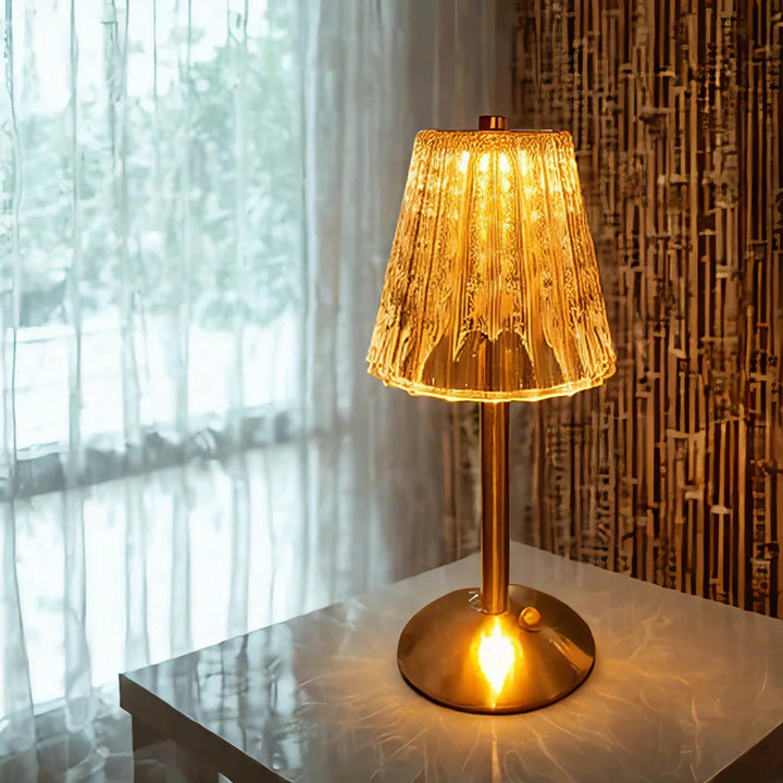 CristalLux™ – Lampe Métal Design Épuré