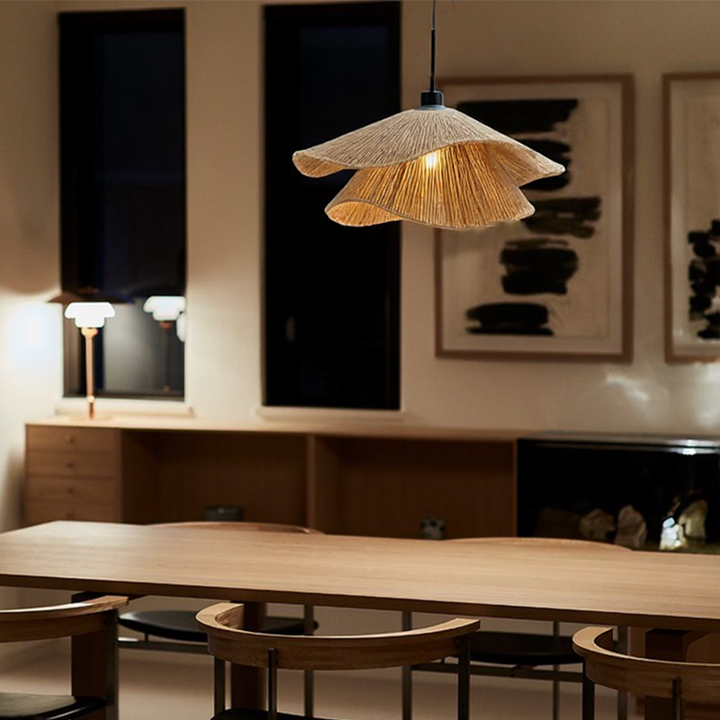 PailleLustre™ – Suspension Rétro au Tressage Naturel