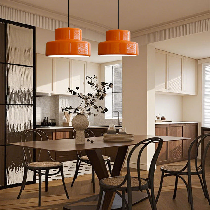 VintéaForm™ – Suspension Design Orange au Look Bauhaus Revisité