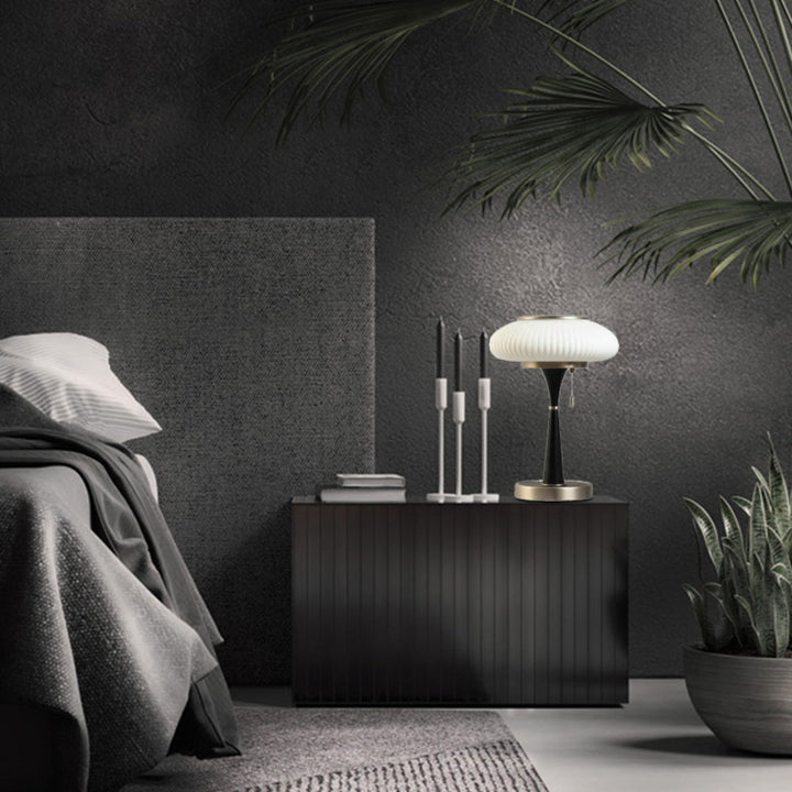 MatsuChic™ – Lampe de Table Élégante Inspirée du Matsutake