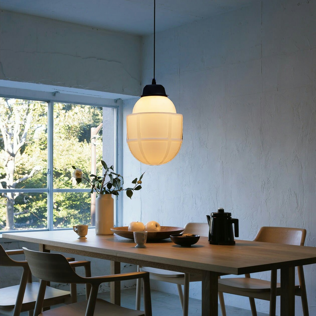 BrumeLumi™ – Suspension Élégante au Charme Rétro