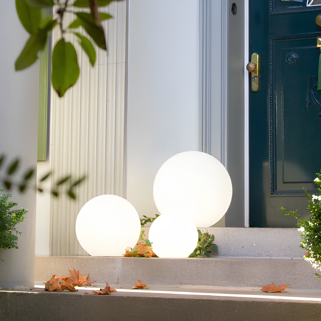 LumiOrbe™ – Lampe Sphérique de Jardin Multicolore