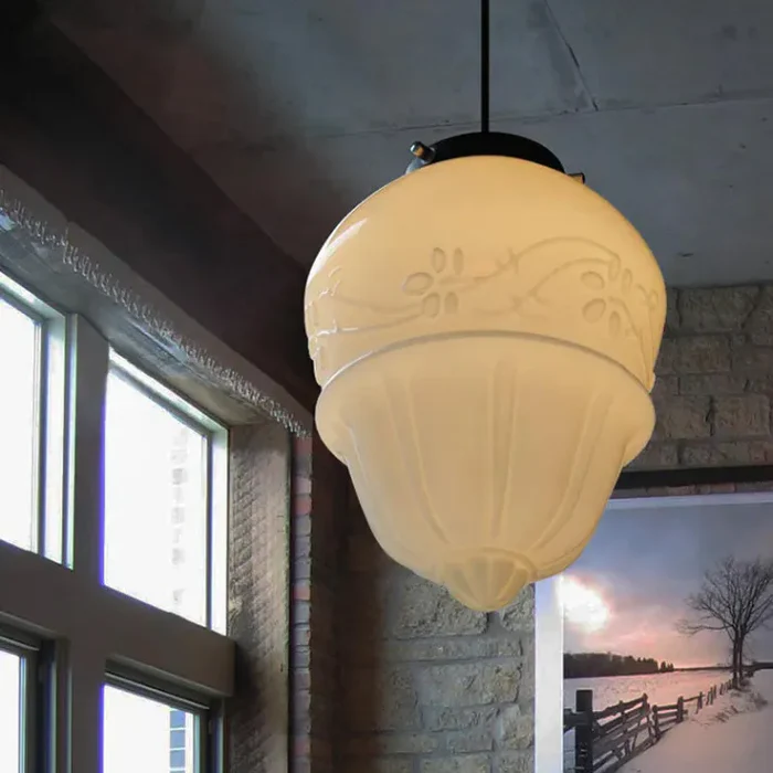 BrumeLumi™ – Suspension Élégante au Charme Rétro