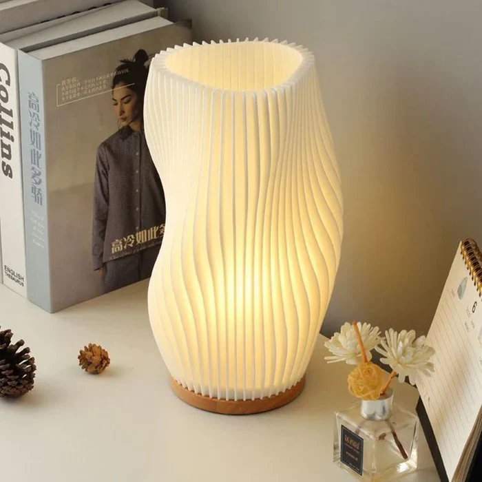 RayonNuit™ – Lampe de Nuit Élégante à Motif Spirale