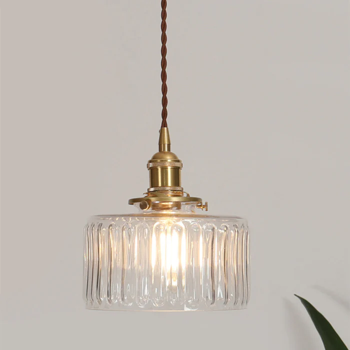 ChâteauLumi™ – Suspension Cristal au Charme Classique