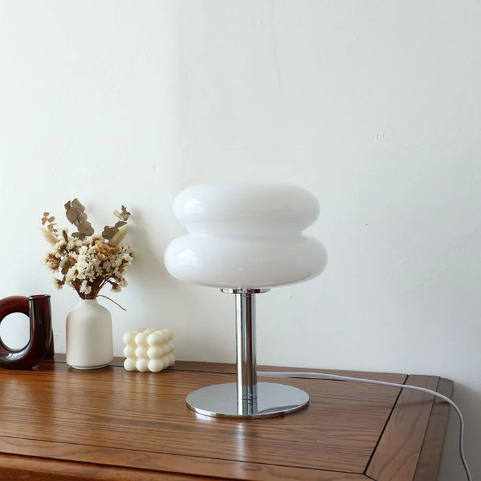 VerreDélice™ – Lampe de Table Chic au Charme Sucré