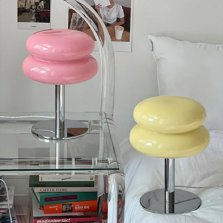 VerreDélice™ – Lampe de Table Chic au Charme Sucré