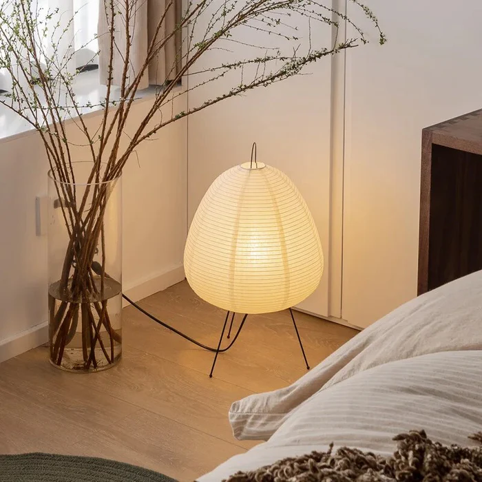 ÉclatRiz™ – Lampe de Table au Style Minimaliste et Raffiné