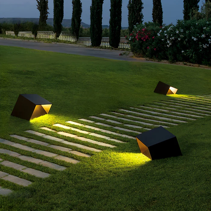 CubeLuxe™ – Lampe Solaire Design Cube pour Extérieur
