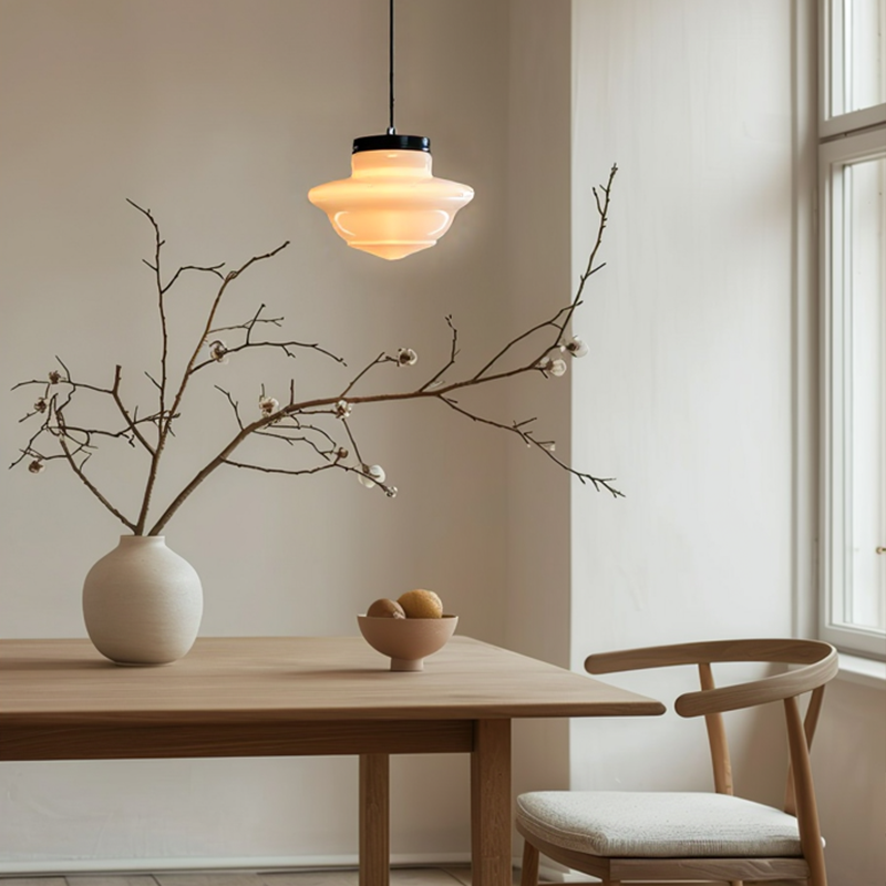 BrumeLumi™ – Suspension Élégante au Charme Rétro