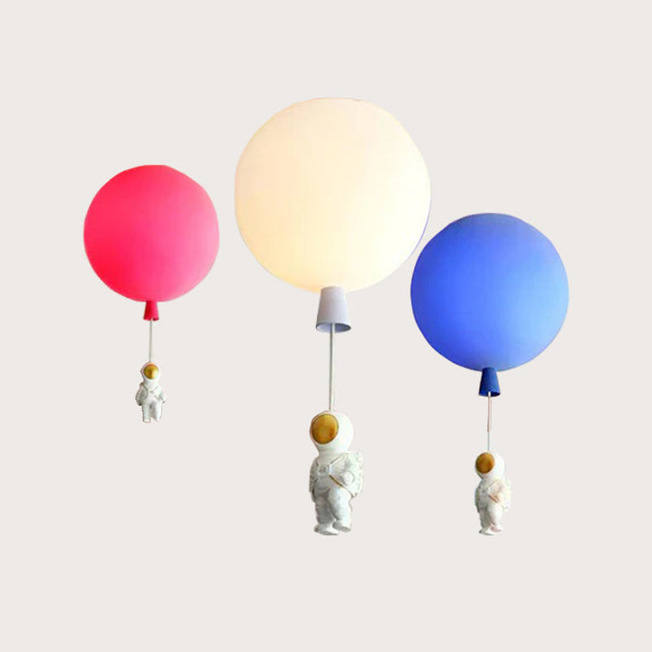 GalaxiLight™ – Éclairage Astronaute Suspendu avec LED