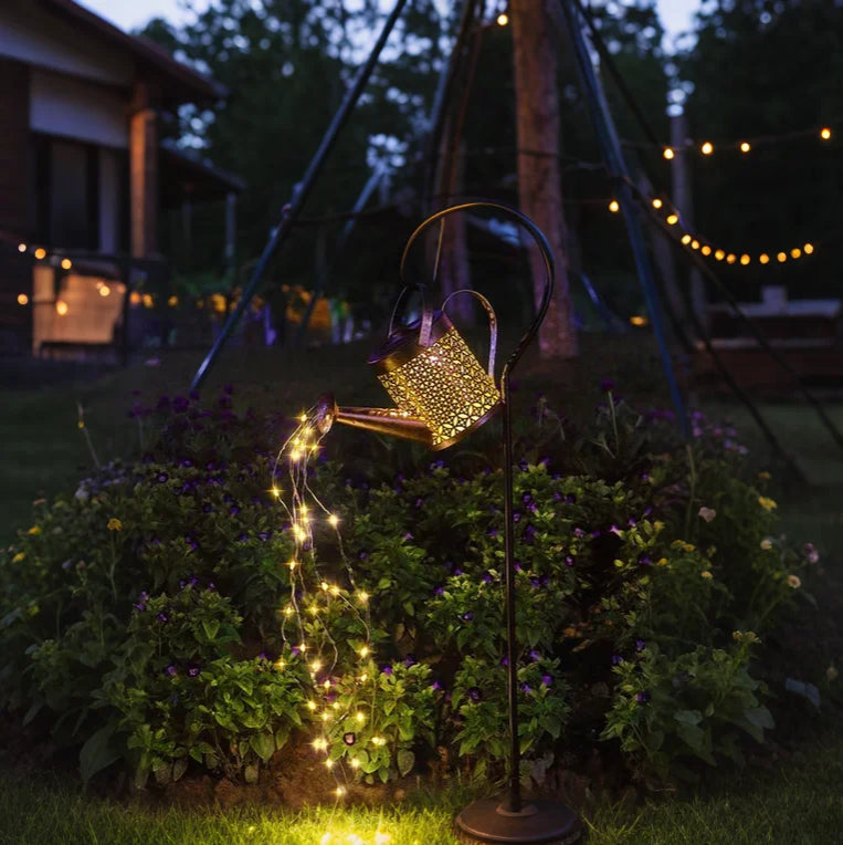 MagiLume™ – Lampe Extérieure Solaire au Style Féérique