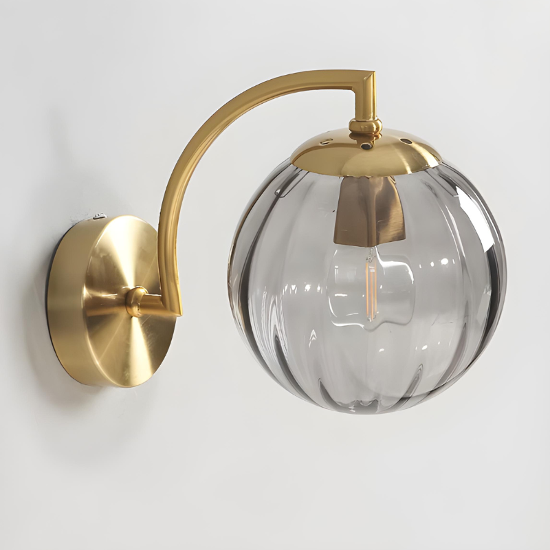 NordiVerre™ – Applique Murale Élégante à Effet Vitrail