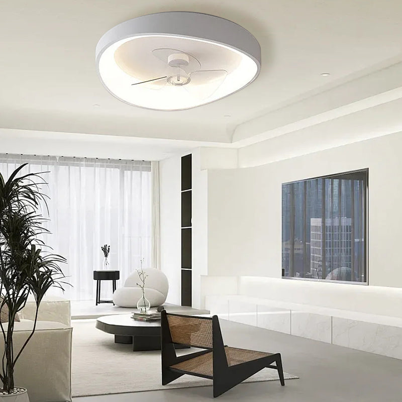 NeutraFan™ – Plafonnier Ventilateur Blanc au Style Épuré