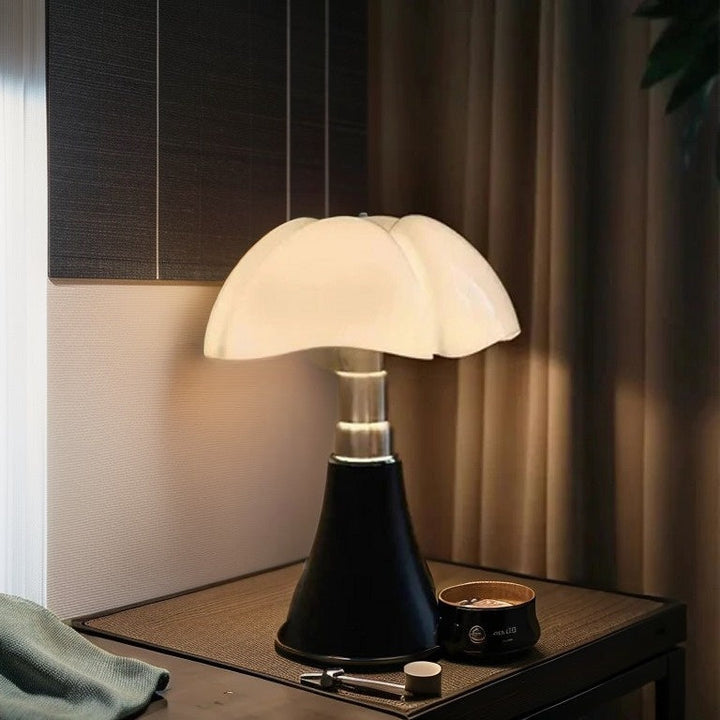 FloréaLumi™ – Lampe de Table Fleur Moderne et Créative
