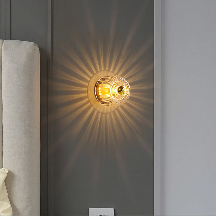 LumiNordBau™ – Éclairage Mural Chic Inspiré du Bauhaus