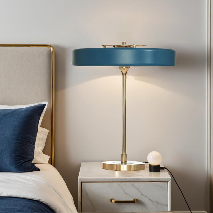 NordiqueÉpoque™ – Lampe de Table Élégante et Intemporelle