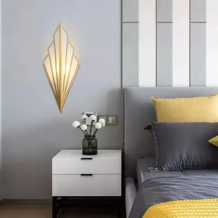 Épurea™ – Lampe Murale Design Discret