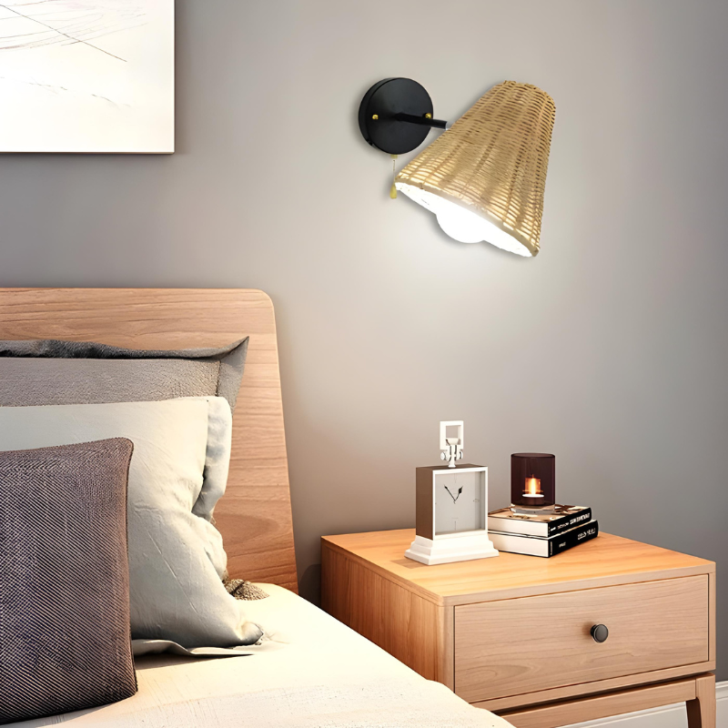Éclat Bohème™ – Lampe Murale Rotative en Rotin Naturel