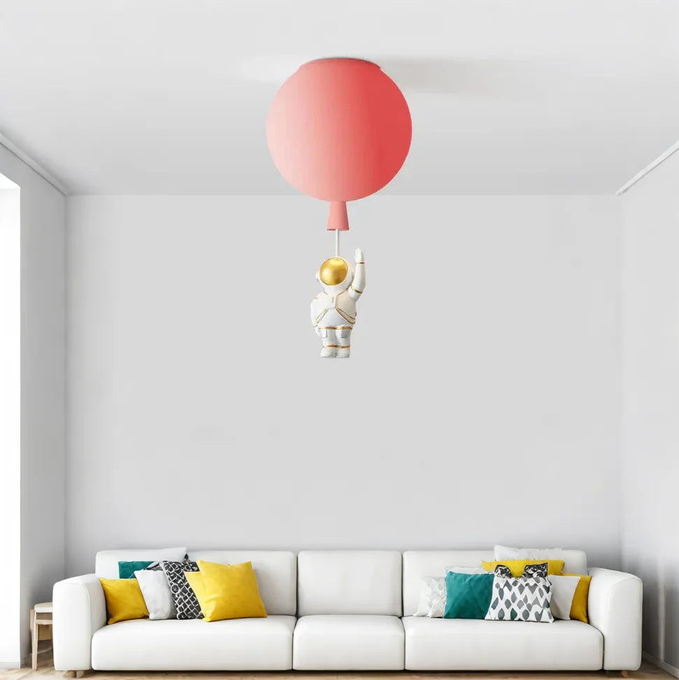 GalaxiLight™ – Éclairage Astronaute Suspendu avec LED
