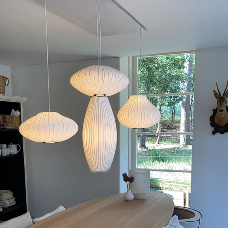 Élanterne™ – Lustre Chic Inspiré de la Lanterne Classique
