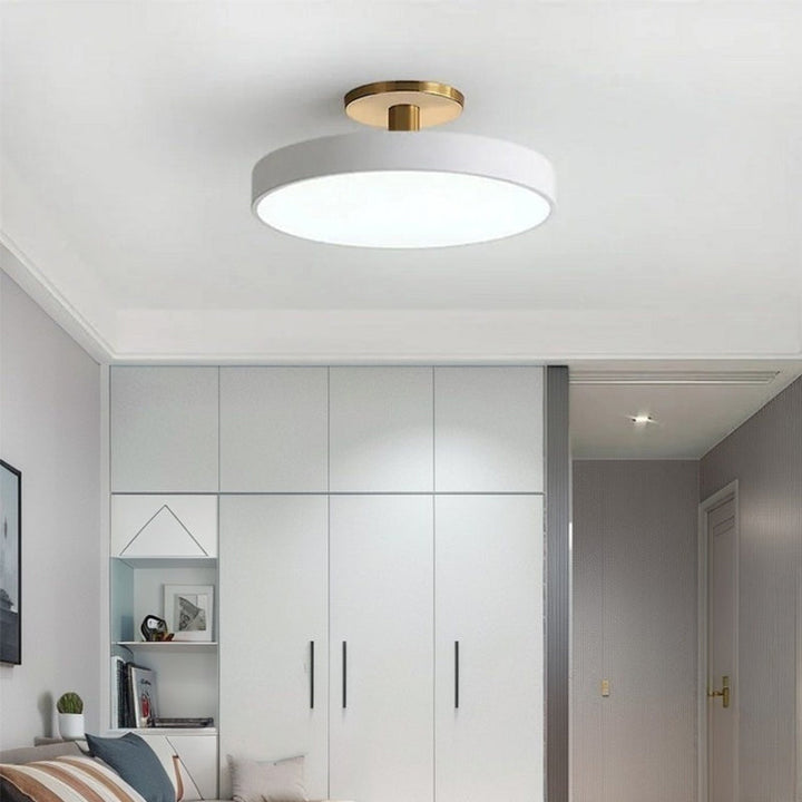ScandiLumi™ – Luminaire Affleurant Rond et Épuré