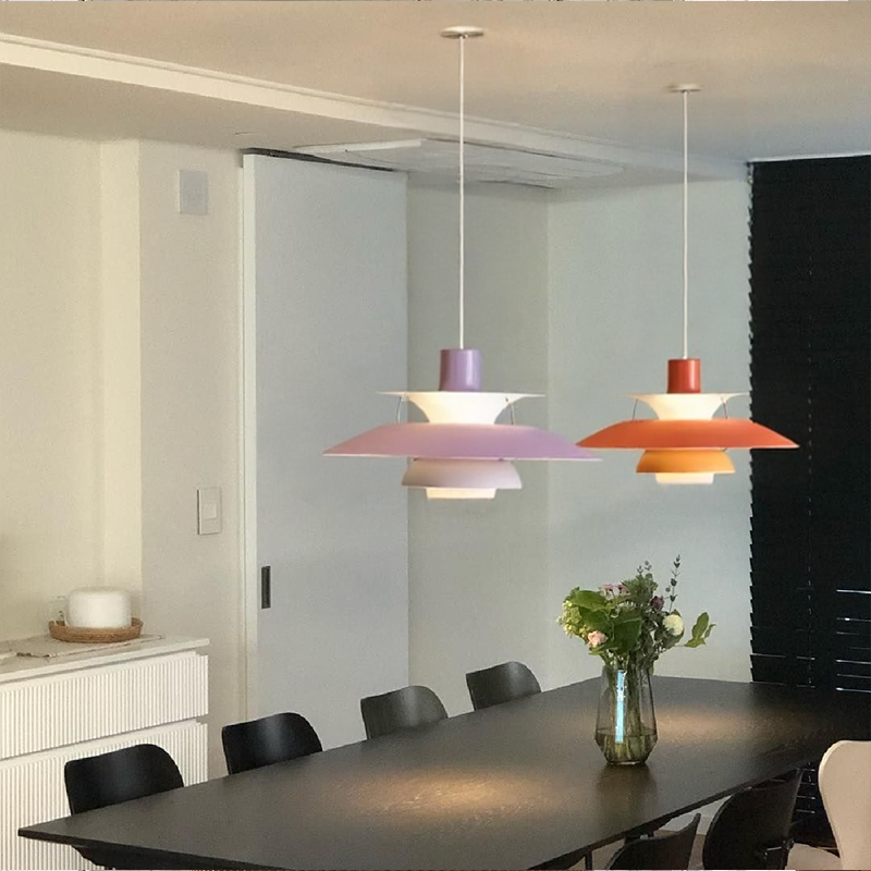 Layera™ – Luminaire Suspendu Métallique à Effet Structuré