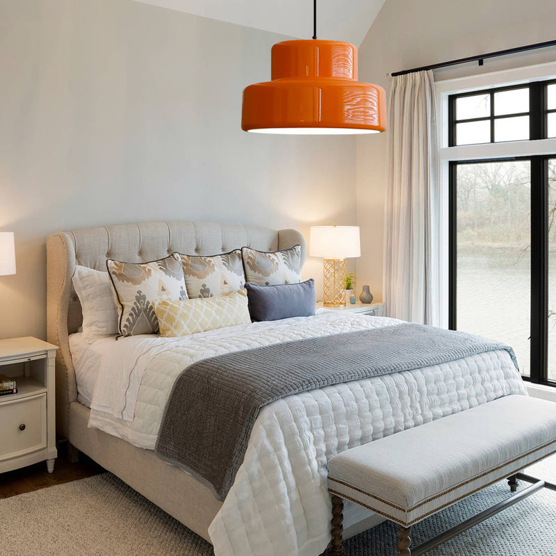 VintéaForm™ – Suspension Design Orange au Look Bauhaus Revisité