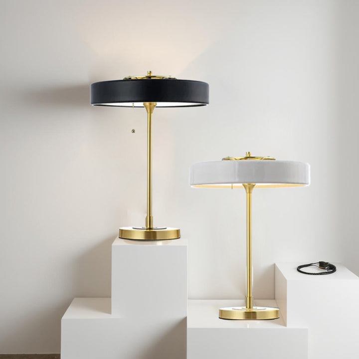 NordiqueÉpoque™ – Lampe de Table Élégante et Intemporelle