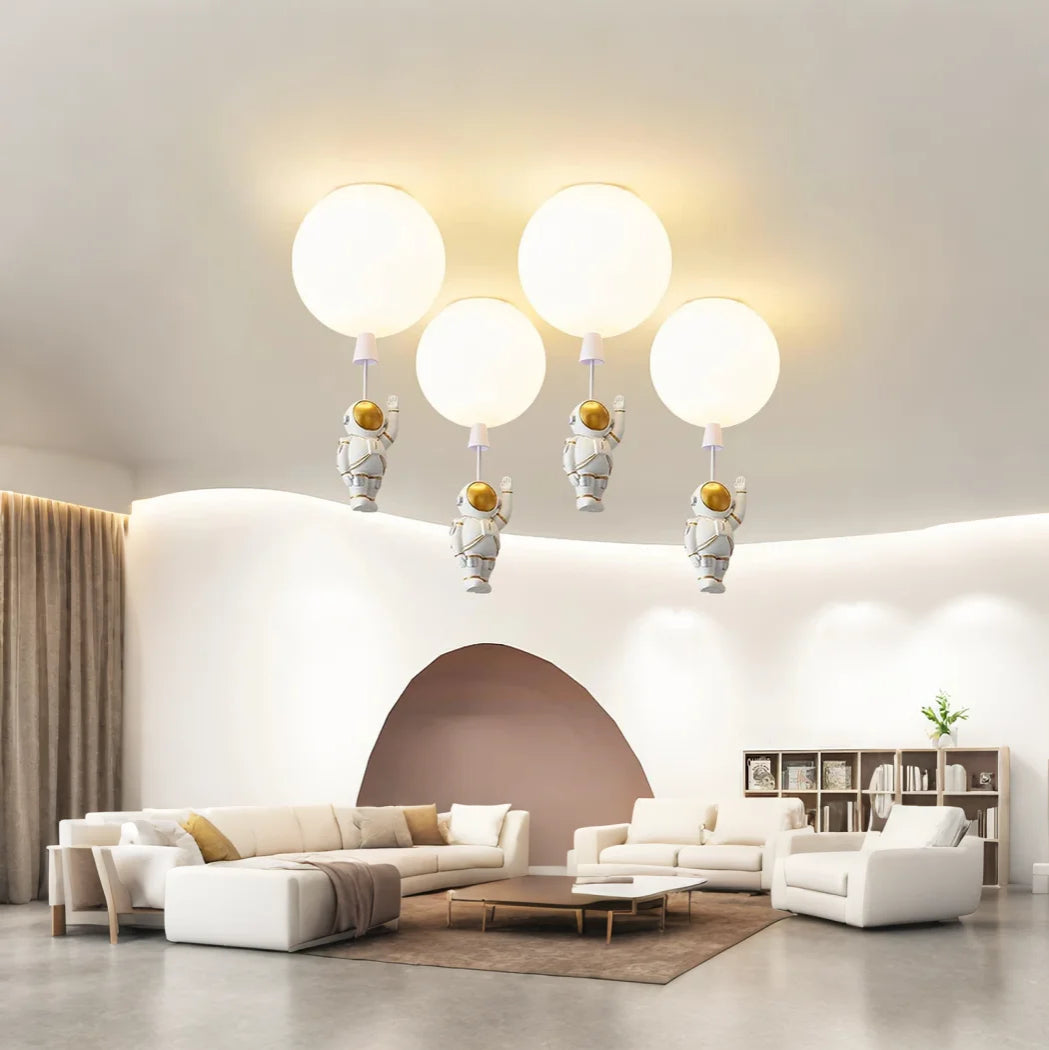 GalaxiLight™ – Éclairage Astronaute Suspendu avec LED