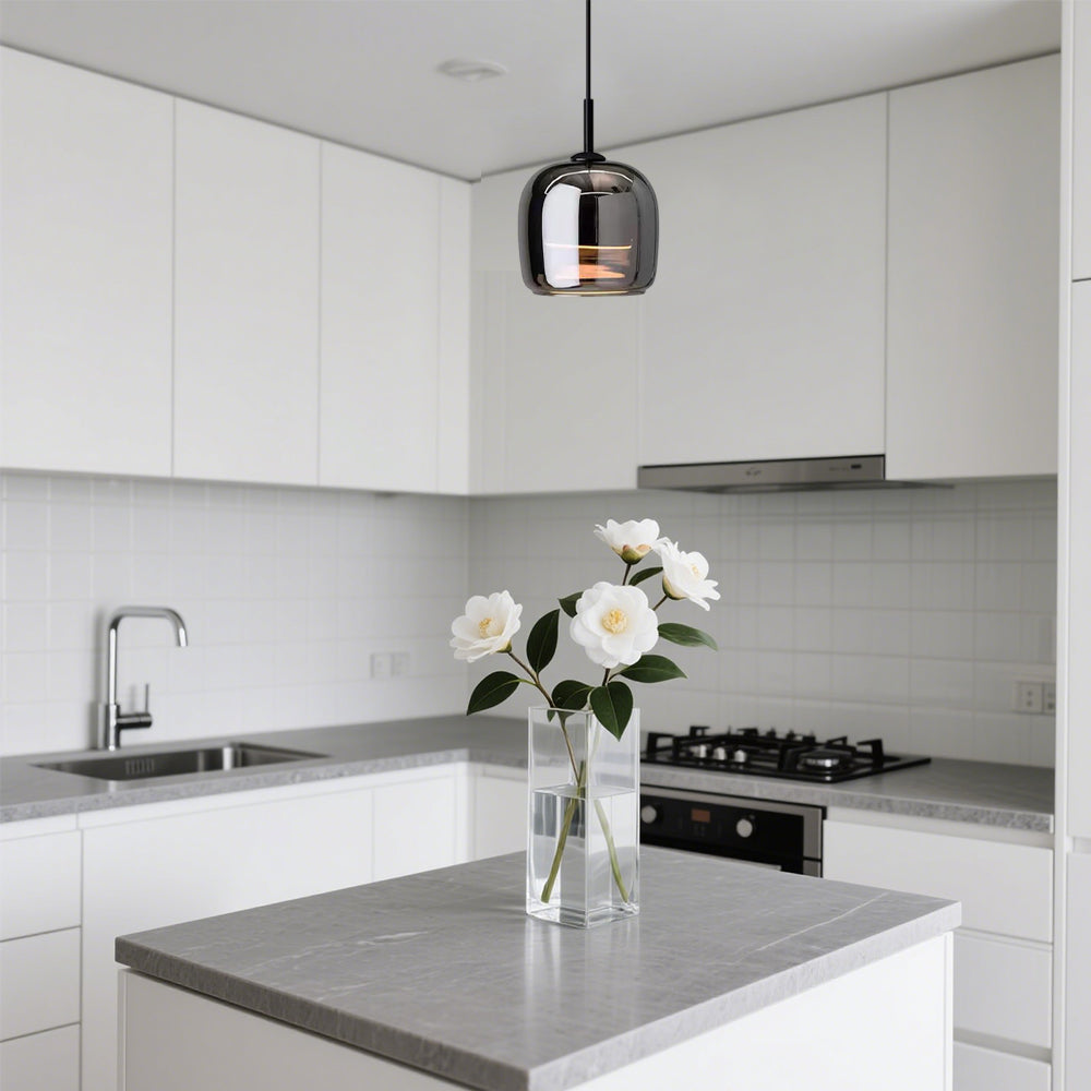 NoctaLumi™ – Lampe Pendante Sombre au Design Raffiné