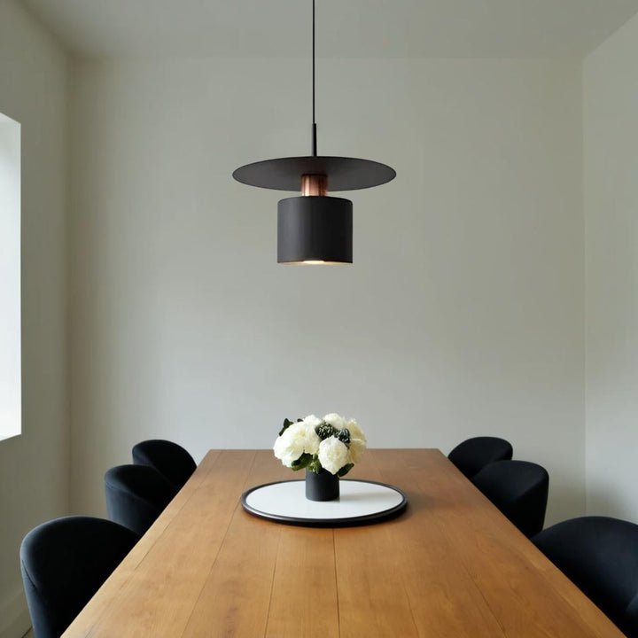 ÉclatMod™ – Suspension Stylée à l’Allure Moderne