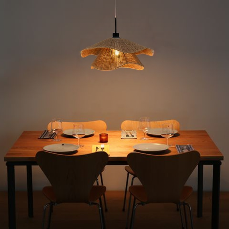 PailleLustre™ – Suspension Rétro au Tressage Naturel