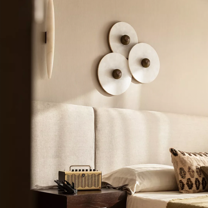 ÉpureBlanche™ – Applique Albâtre au Design Circulaire