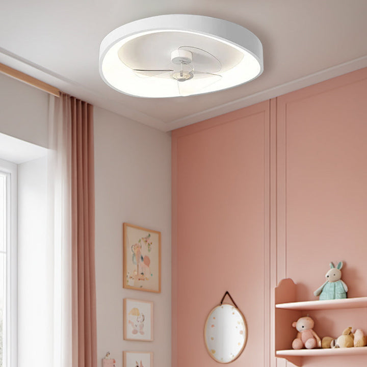 NeutraFan™ – Plafonnier Ventilateur Blanc au Style Épuré