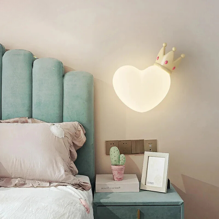 CœurLumi™ – Applique Murale LED Fille Romantique