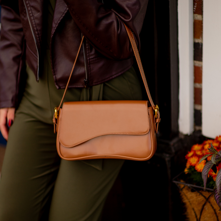 CaféLune™ – Petit Sac Bandoulière Doux & Élégant