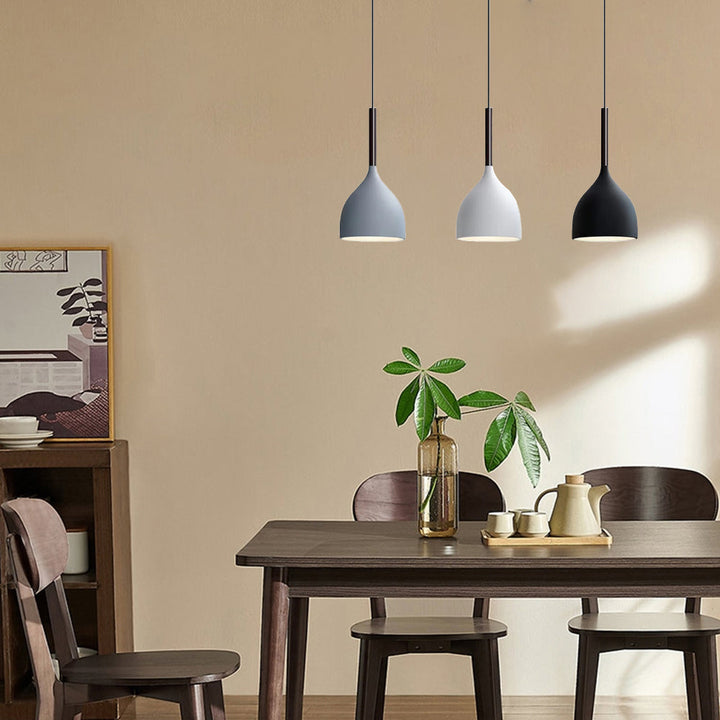 IronBake™ – Lampe Suspendue en Fer Peint et Cuit