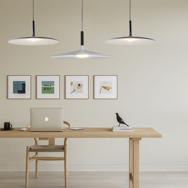 LumiGrandeur™ – Suspension Moderne et Raffinée