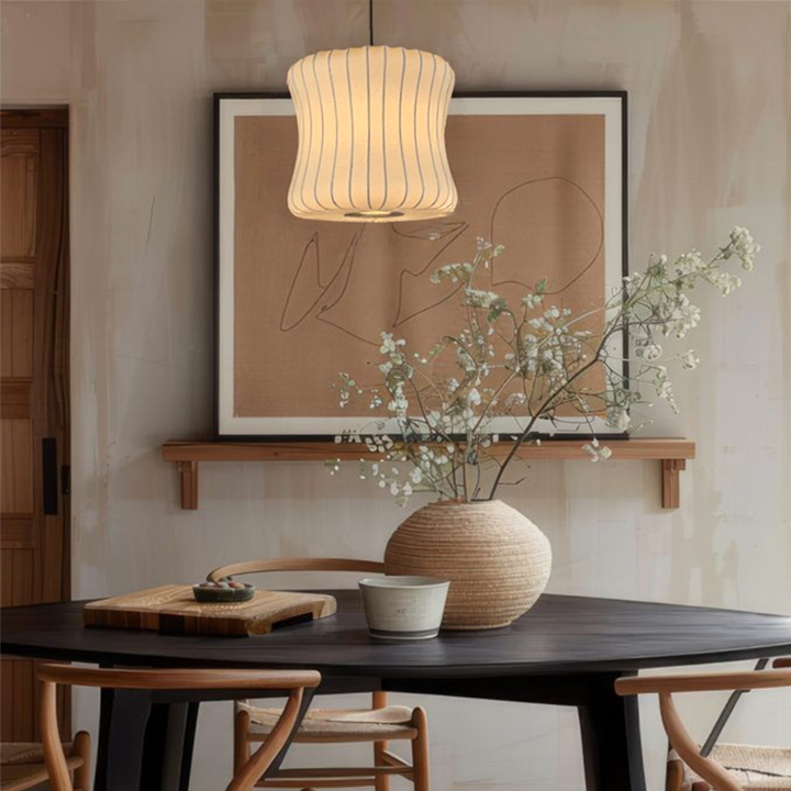 Élanterne™ – Lustre Chic Inspiré de la Lanterne Classique