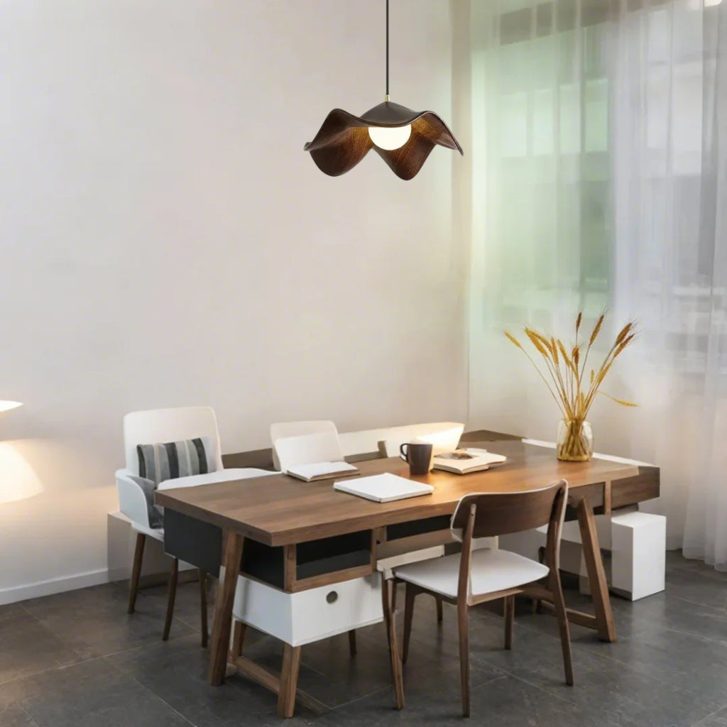 BoisSingulier™ – Suspension en Bois Unique et Élégante