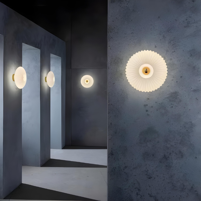 OrbeLumière™ – Applique Murale en Verre Circulaire