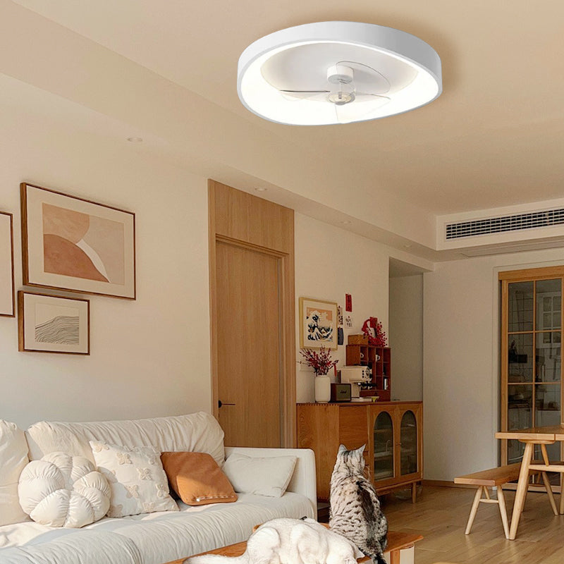 NeutraFan™ – Plafonnier Ventilateur Blanc au Style Épuré