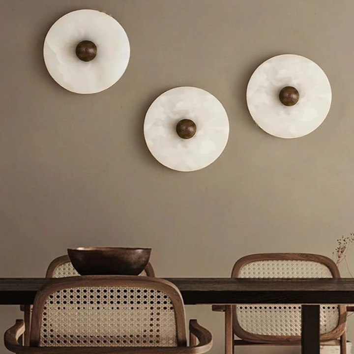 ÉpureBlanche™ – Applique Albâtre au Design Circulaire
