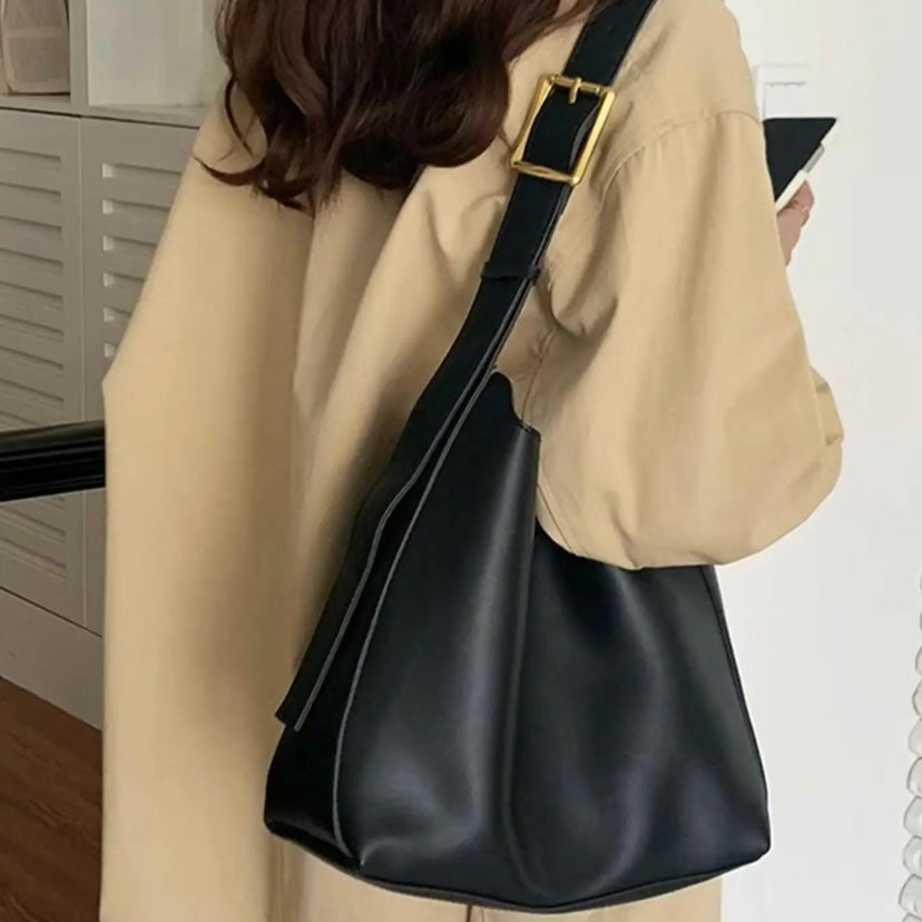 NuitBelle™ – Sac Noir Polyvalent au Style Raffiné