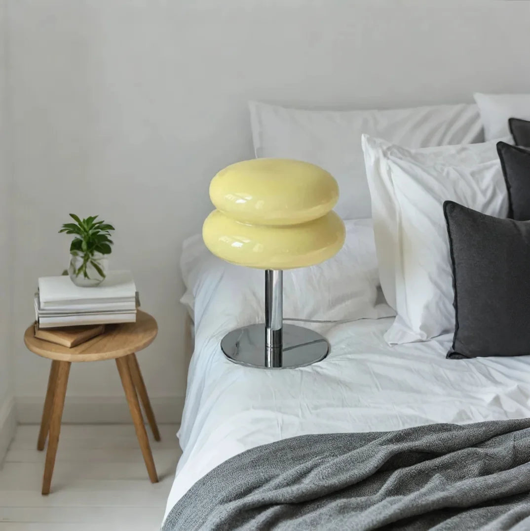VerreDélice™ – Lampe de Table Chic au Charme Sucré