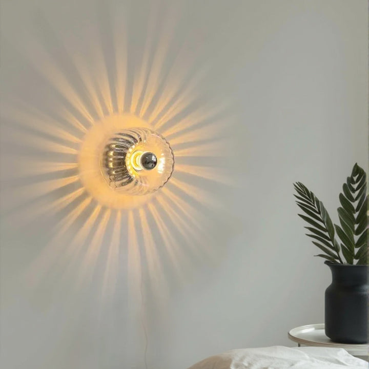 LumiNordBau™ – Éclairage Mural Chic Inspiré du Bauhaus