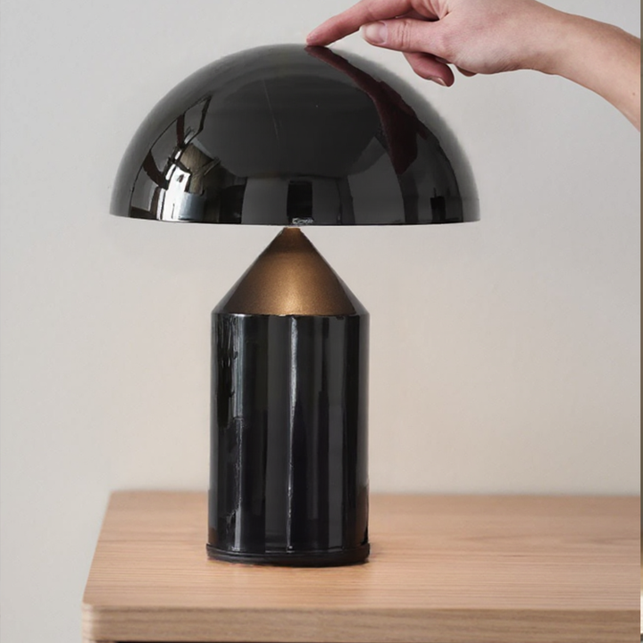 MétalFusion™ – Lampe de Table Créative en Métal