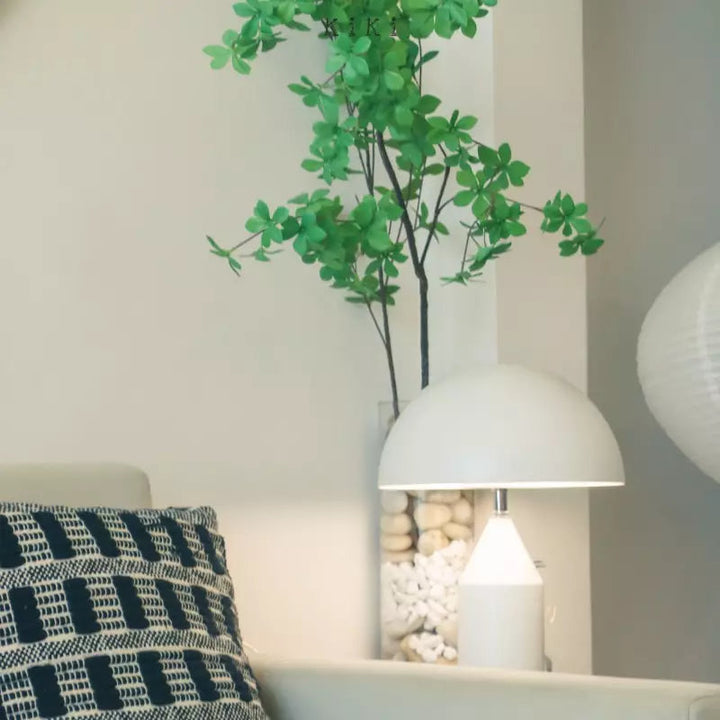 MétalFusion™ – Lampe de Table Créative en Métal