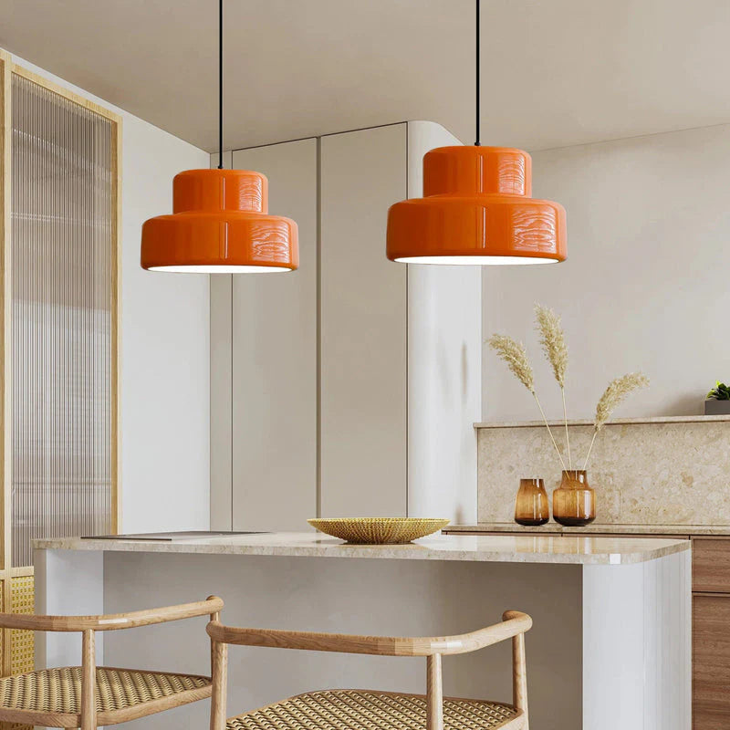 VintéaForm™ – Suspension Design Orange au Look Bauhaus Revisité